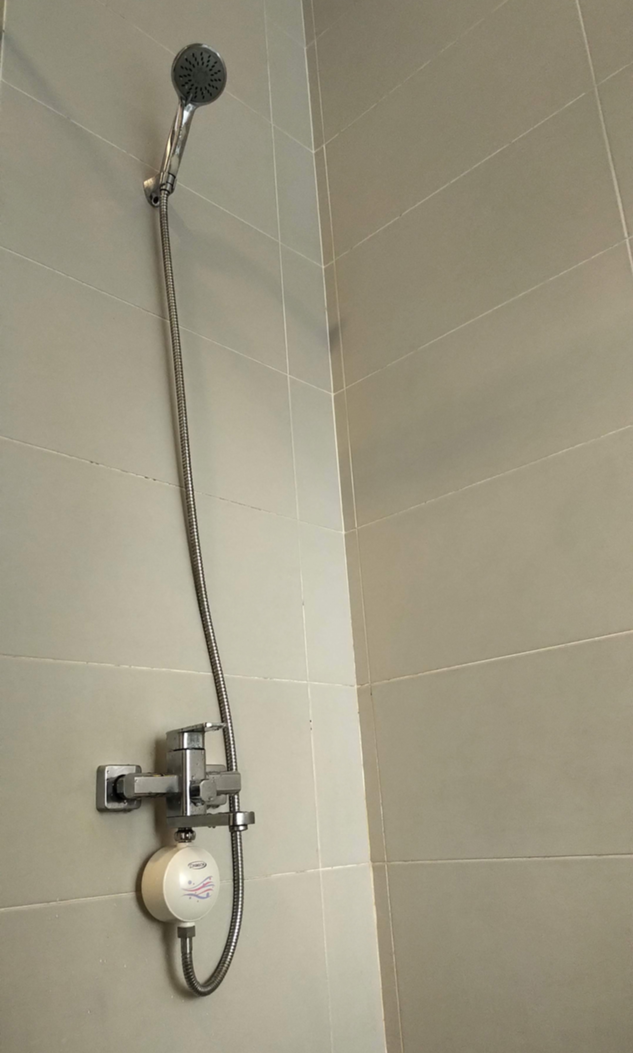 Lọc Nước Tắm Chanson - Spa Shower Model BF-007, lọc clo (chlor) và cloramin (chloramine). Lọc Trên 20.000 lít trong 1 năm - Màu Trắng - nhập khẩu chính hãng - Giao toàn quốc miễn phí