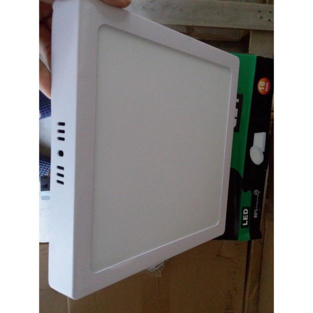 Ốp nổi vuông 18w ban công- nhà tắm DT