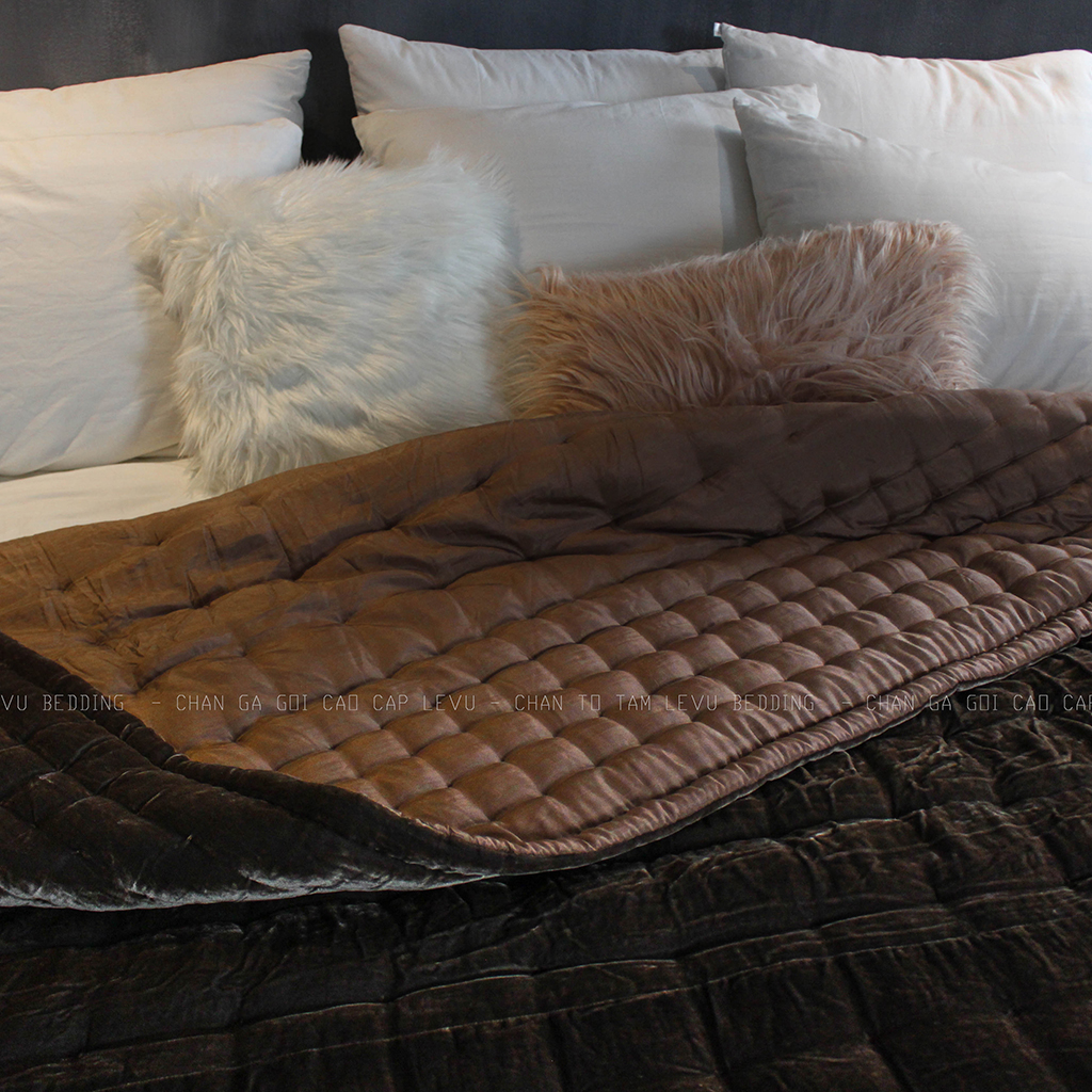 Chăn Nhung Lụa Chần Bông Điều Hòa Cao Cấp Dùng Bốn Mùa - Chăn Khâu Sa Hạt Màu Coffee Blue I Silk Velvet Blanket.