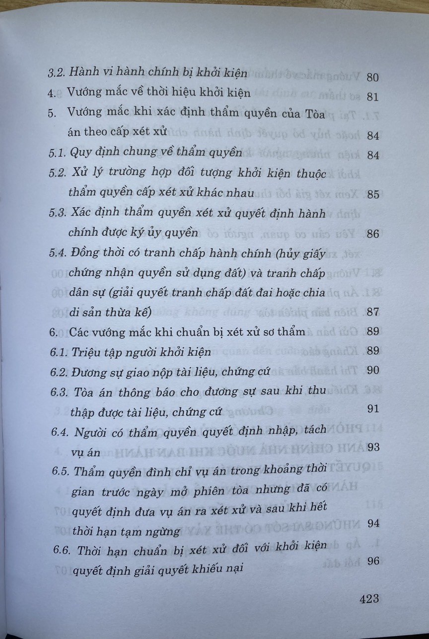 Giải quyết tranh chấp hành chính trong lĩnh vực quản lý đất đai - Phát hiện vi phạm và xử lý vướng mắc (Sách chuyên khảo)