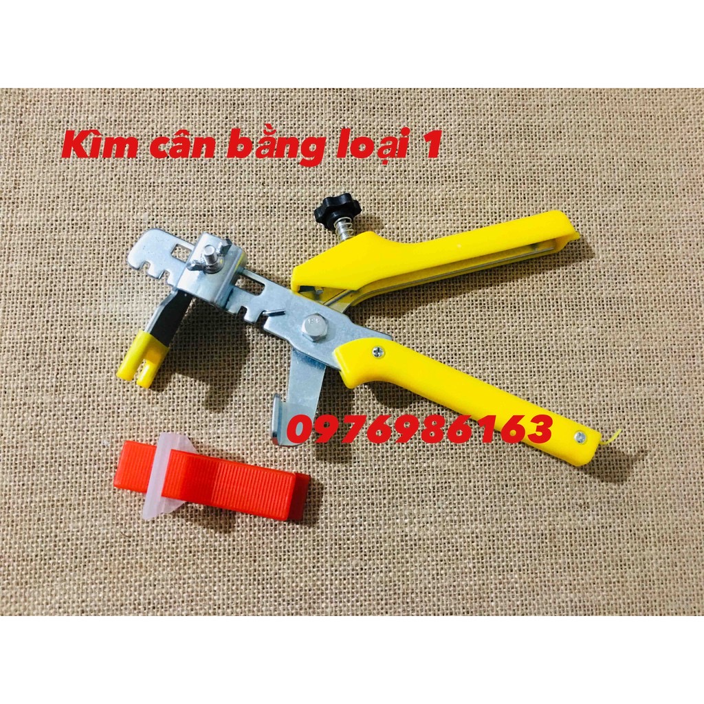 ￼Combo bộ dụng cụ ke ốp lát gạch men: Kìm siết + 100 nêm + 300 ke móc. Ke cân bằng gạch