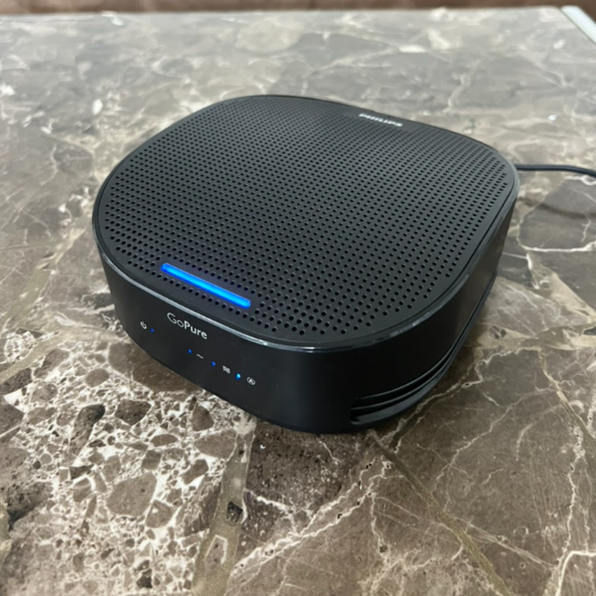 Máy khử mùi, lọc không khí trên xe ô tô thương hiệu Philips GP5301 - Hàng chính hãng