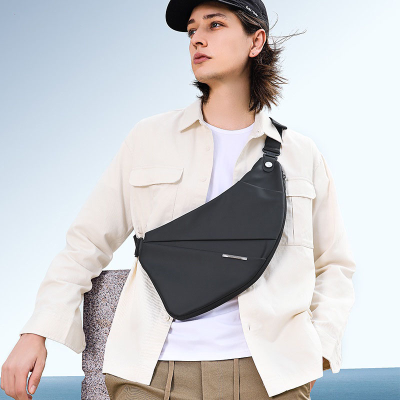 Túi đeo chéo kỹ thuật số MINI BLACK BAG