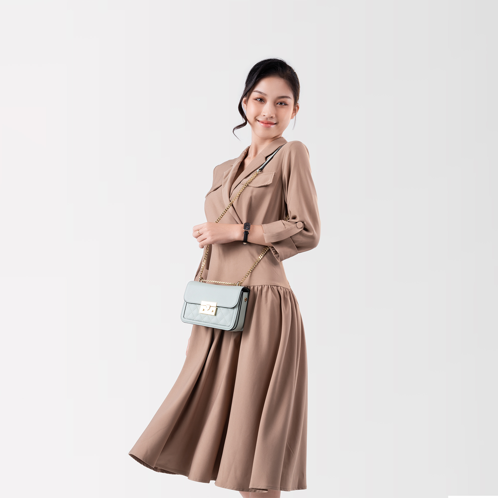 Túi Yuumy ( Thời trang nữ đi tiệc size 17 - Túi đeo chéo da Seasand YN147 )