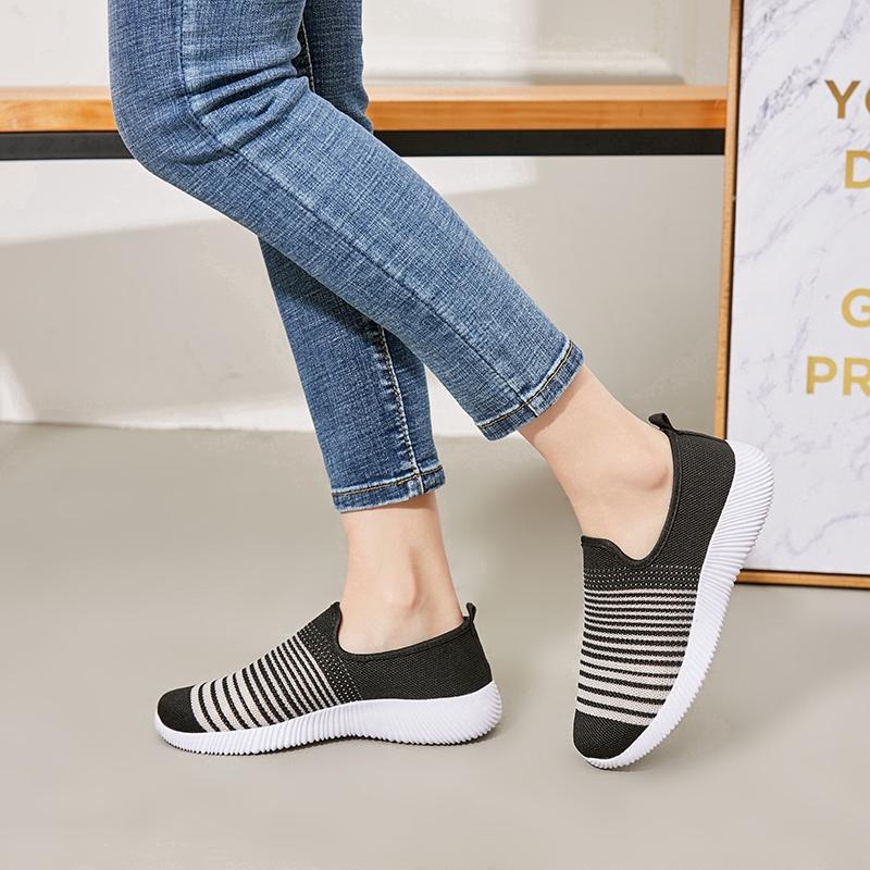 2020 Fashion women outdoor soft running sneakers casual sport shoes