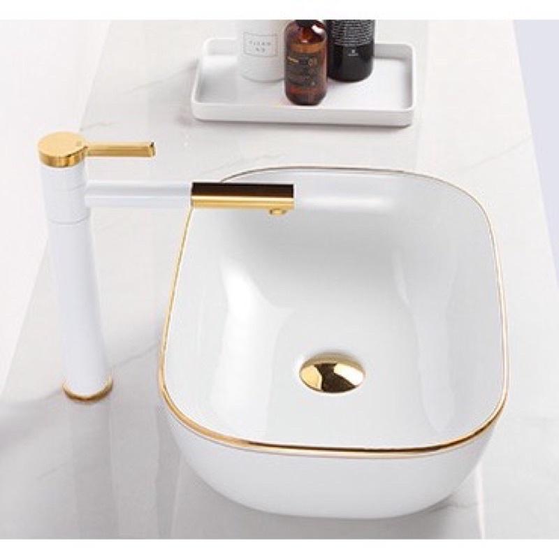 VÒI LAVABO NÓNG LẠNH TRẮNG MỎ VÀNG CAO 30CM
