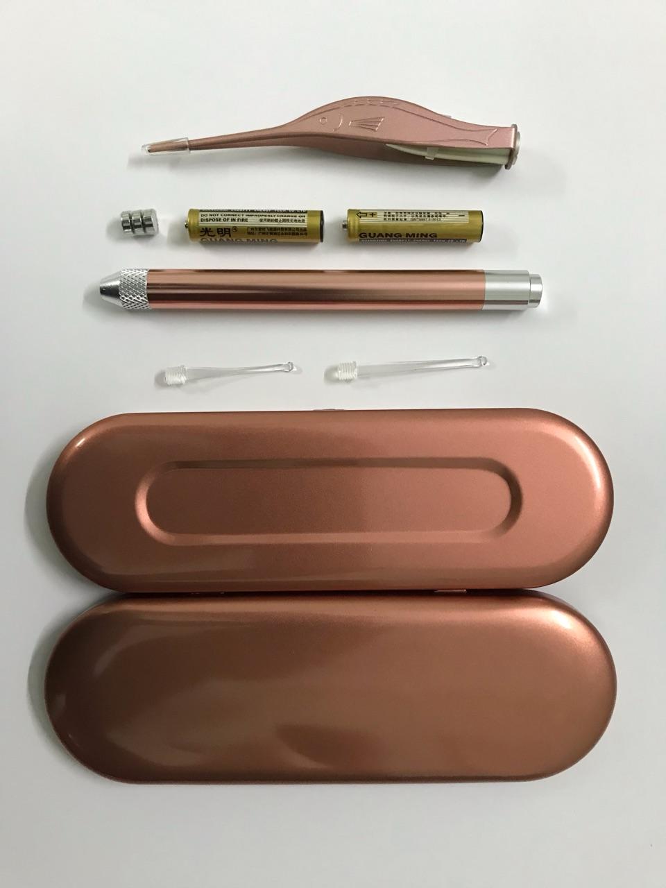 Bộ Lấy Ráy Tai Có Đèn LED INOX Cao Cấp - Lấy Ráy Tai Trẻ Em An Toàn, Tiện Lợi, Vệ Sinh ,Tặng Kèm + 2 Pin AAA + 3 Pin Cúc Áo  - Hàng Chất Lượng