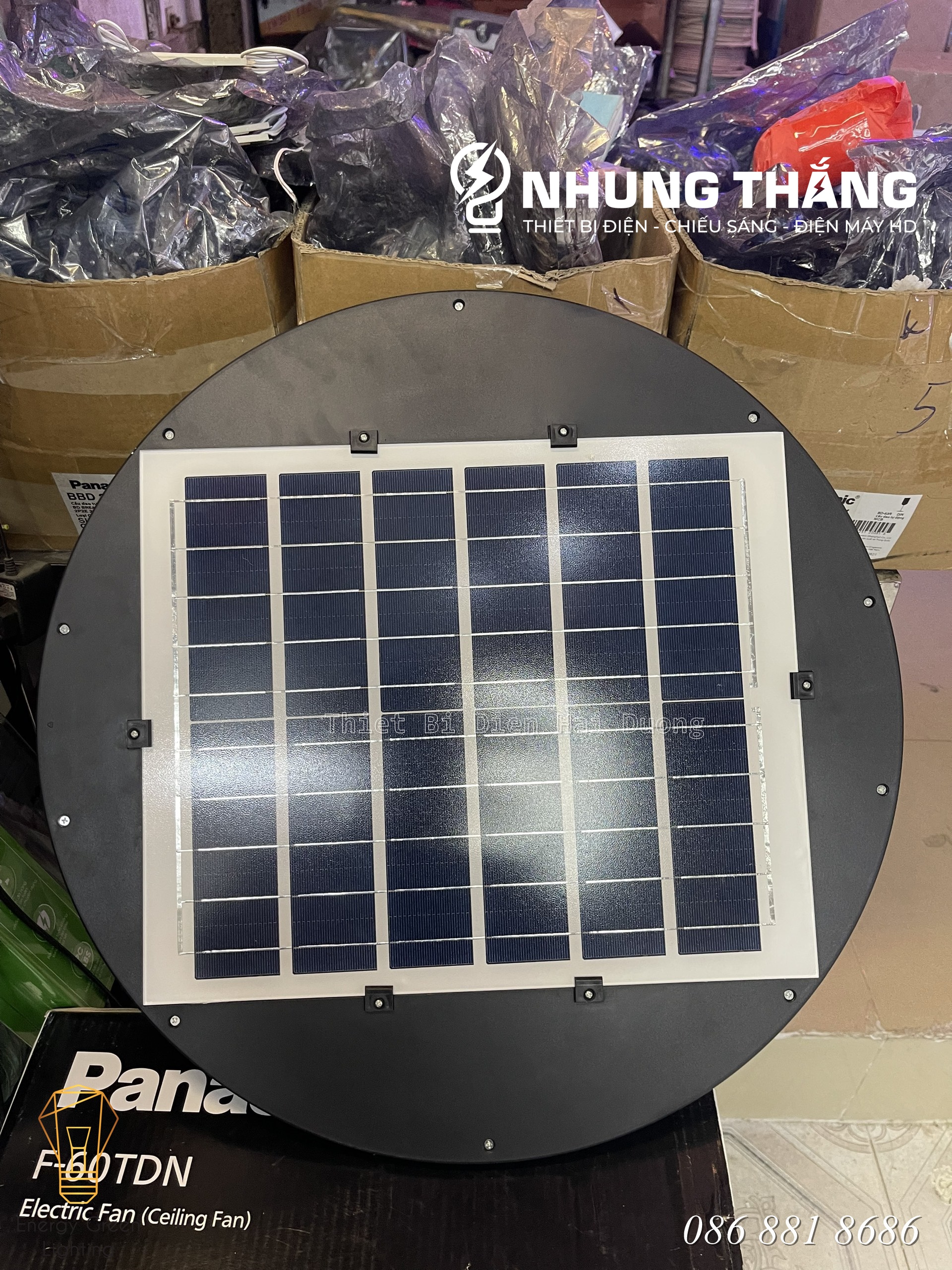 Đèn Cao Áp Năng Lượng Mặt Trời Đĩa Bay UFO - Công Suât 300w - 8 Ô Led Siêu Sáng - Chống Nước IP66 - Có Điều Khiển Từ Xa - Có Video