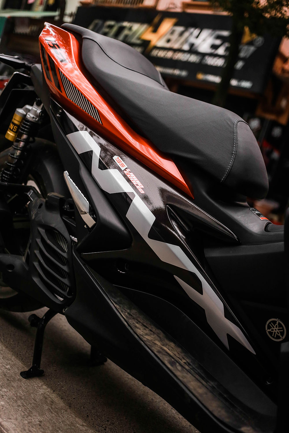 Tem trùm NVX Black Orange