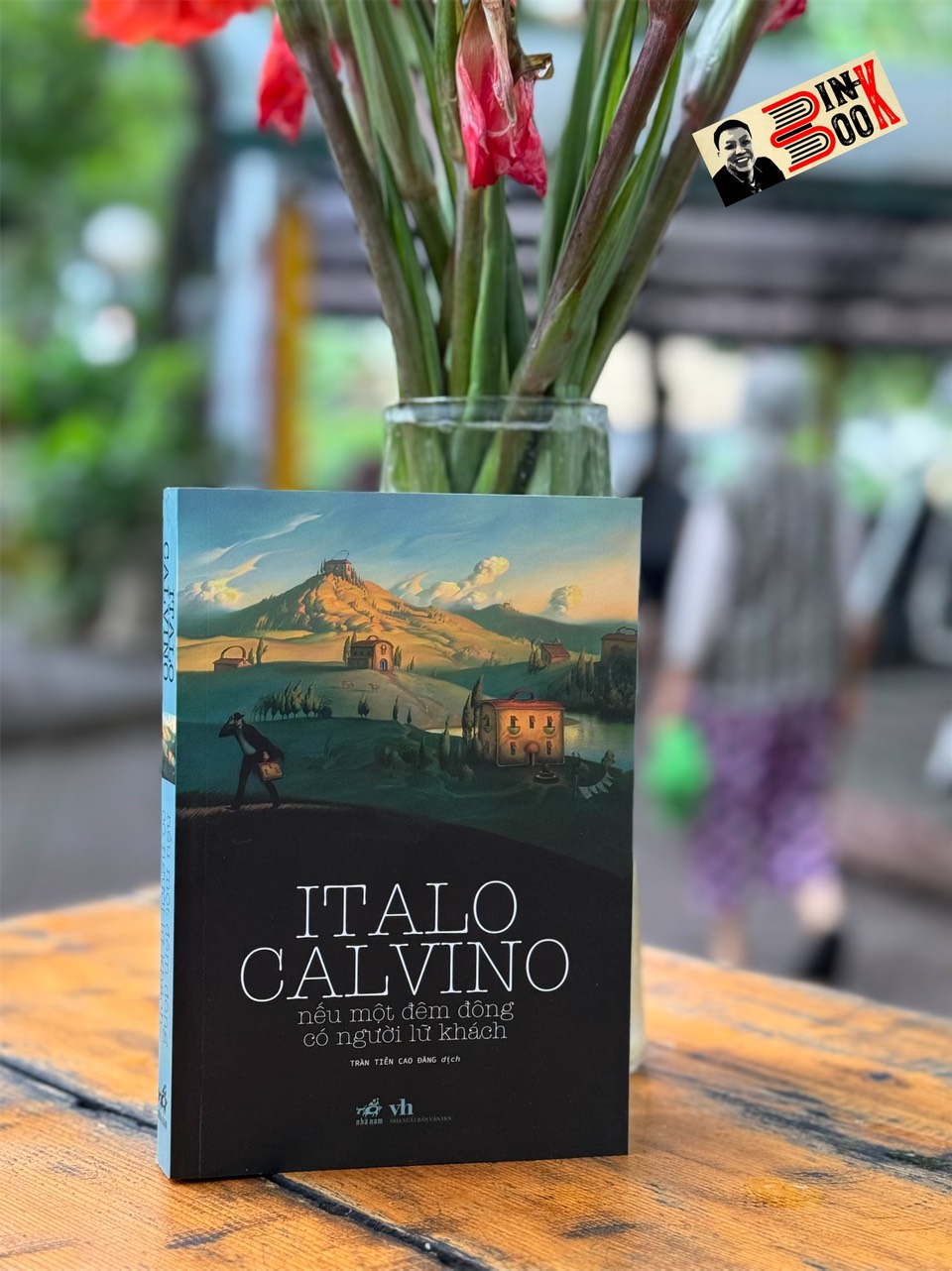 (Tái bản 2023) NẾU MỘT ĐÊM ĐÔNG CÓ NGƯỜI LỮ KHÁCH - Italo Calvino - Trần Tiễn Cao Đăng dịch - Nhã Nam 