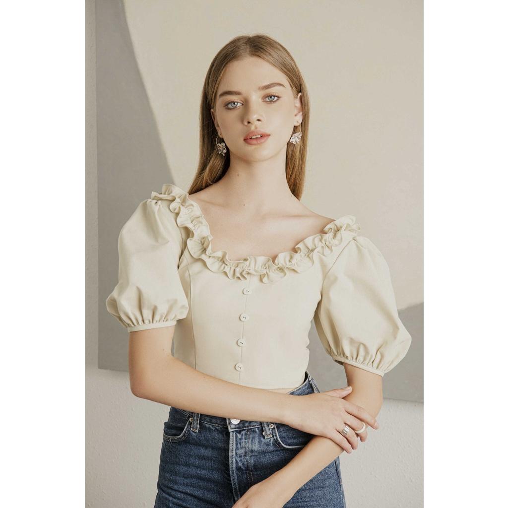 Áo kiểu nữ MARC FASHION croptop tay phồng cổ tròn viền bèo CBNH103022