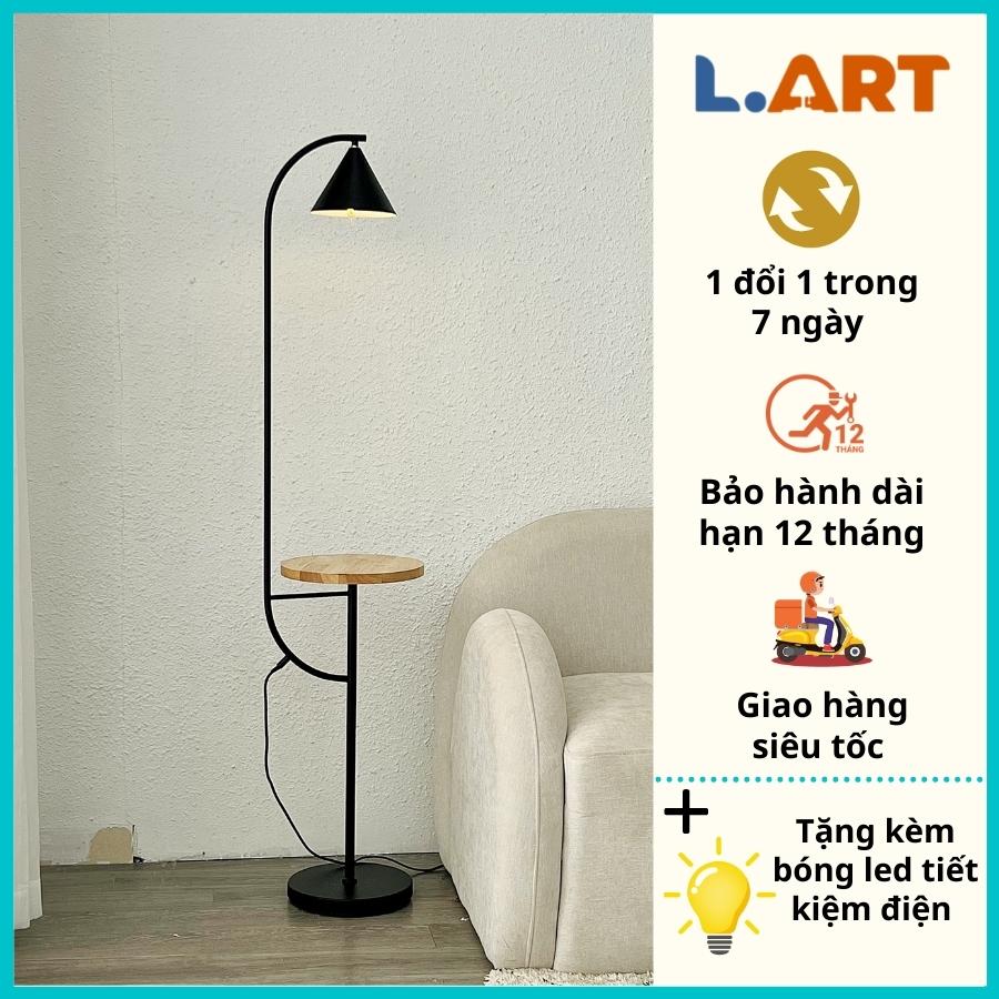 Đèn cây đứng phòng khách 2 trong 1 kèm bàn gỗ tiện lợi sang trọng - DCLA009