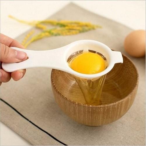 Dụng cụ tách lòng đỏ trứng gà trứng vịt giá siêu sốc