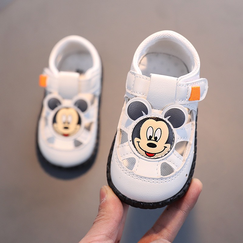 Dép sandal tập đi cho bé trai bé gái 0 - 18 tháng da mềm họa tiết mickey đáng yêu TD50