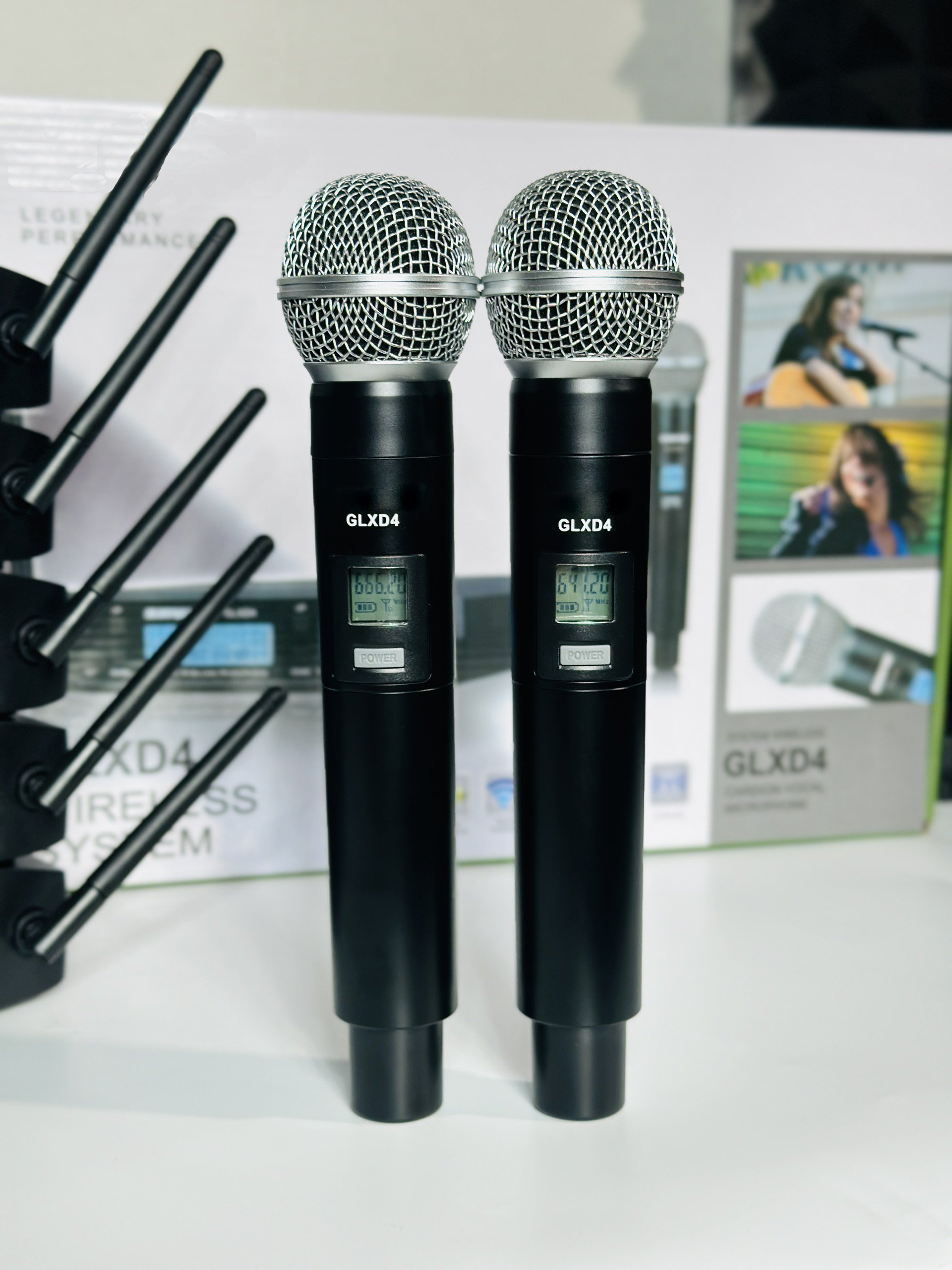 Micro Đầu Thu Lớn GLXD4 - Micro Karaoke Cao Cấp, Hút Âm Tốt, Bắt Sóng Xa Ổn Định, Chống Hú Tuyệt Đối, Điều Chỉnh Riêng Biệt Hàng Chính Hãng