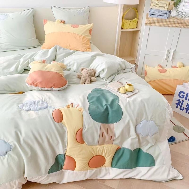 Bộ Chăn Ga Gối Cotton Linen Disney Hàng Nhập Khẩu Cao Cấp 5Món Mẫu Hươu Cao Cổ