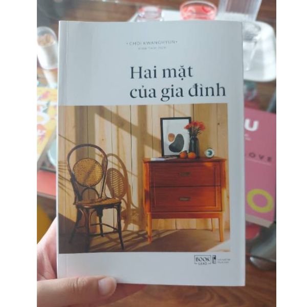 Combo 2 Cuốn: Hai Mặt Của Gia Đình + Tâm Lý Học Mối Quan Hệ