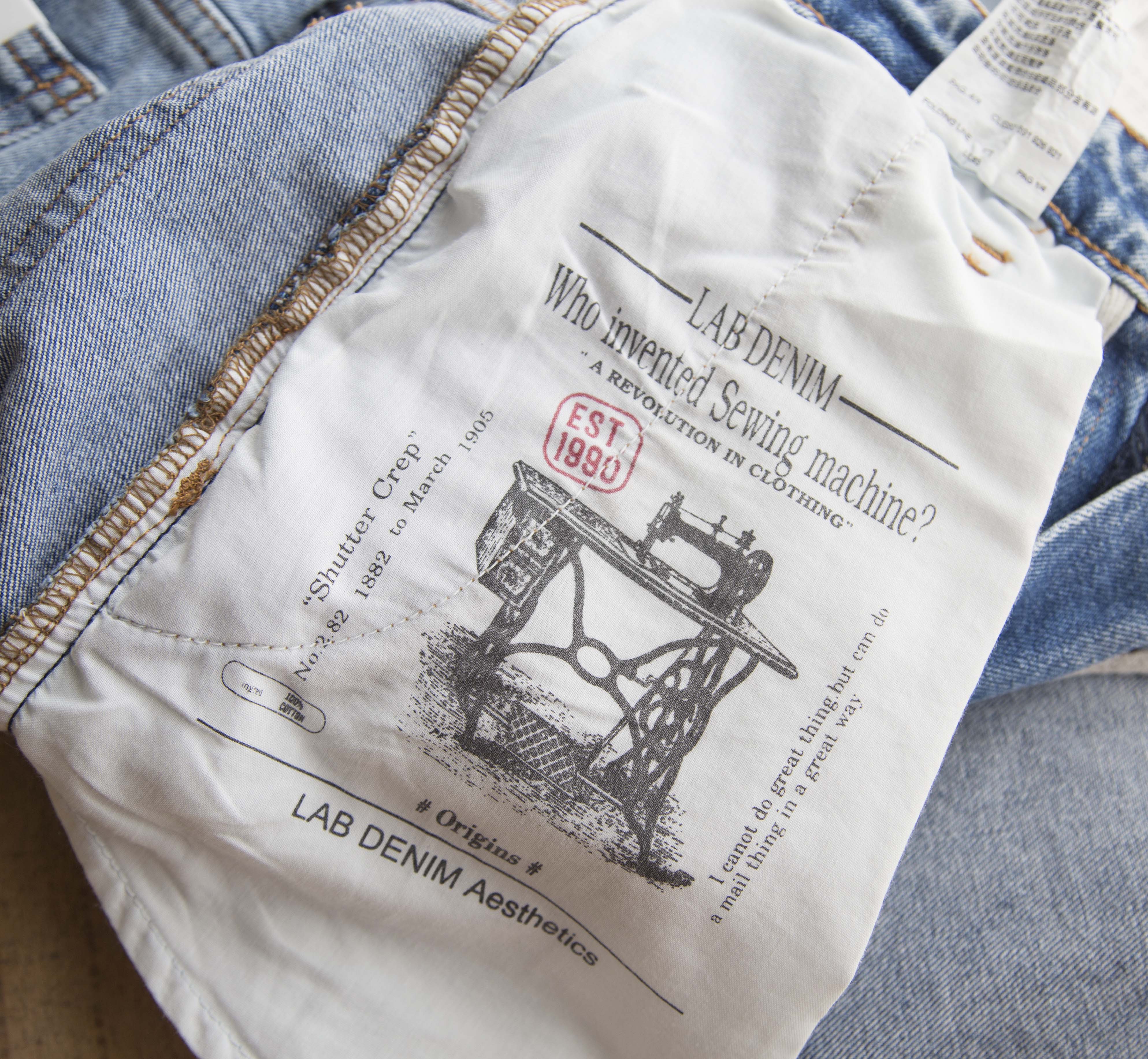 [CHÍNH HÃNG] Quần Jean nam vải Denim co giãn nhẹ form carrot fit | quần nam jean xanh bạc - LAB801