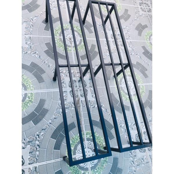 Combo 3 cái Dài 100 Rộng 25 Cao 15cm, hộp thép 2x2cm, 6 chân- giằng giữa