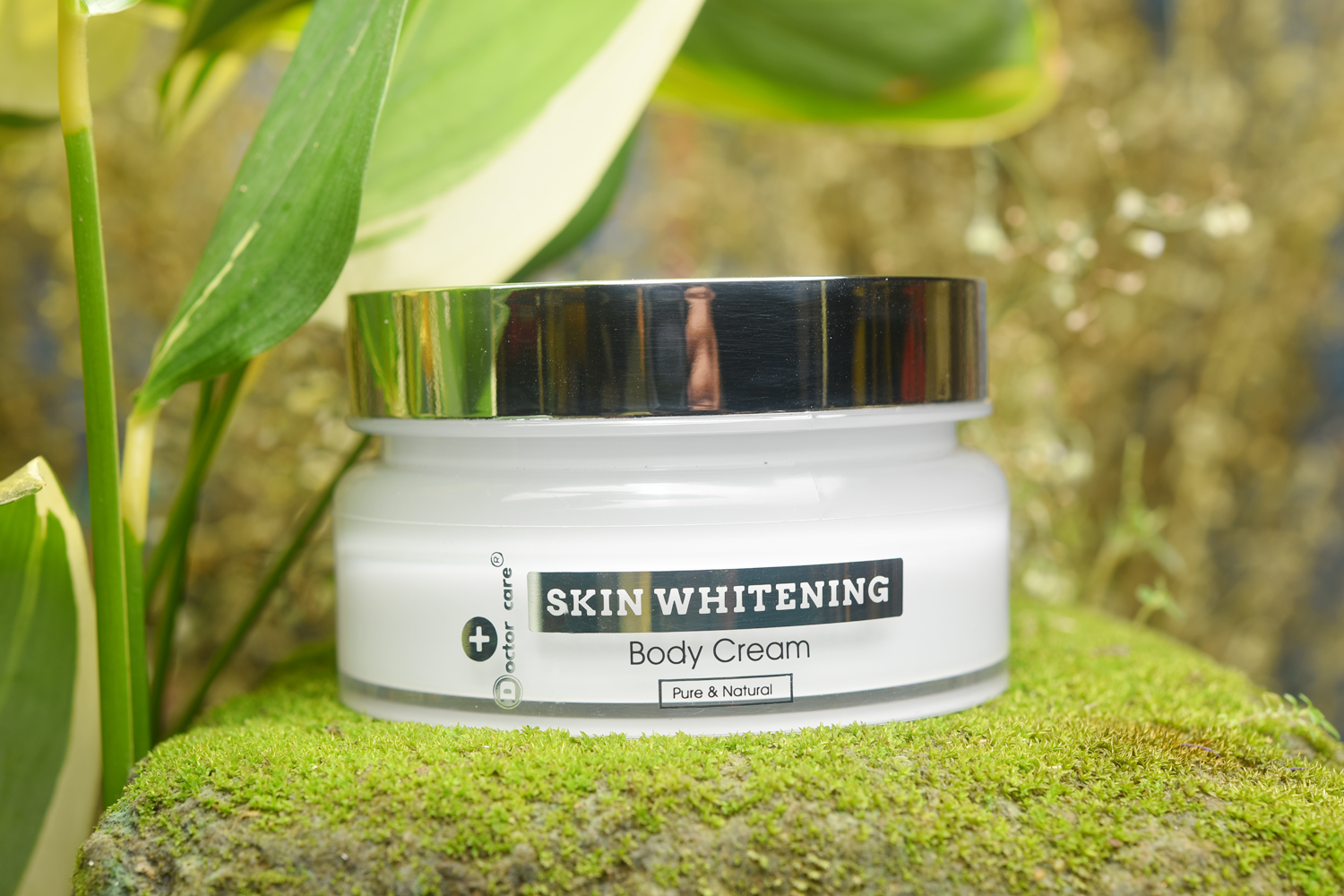 Kem dưỡng thể trắng da toàn thân Doctor Care Skin Whitening 250g