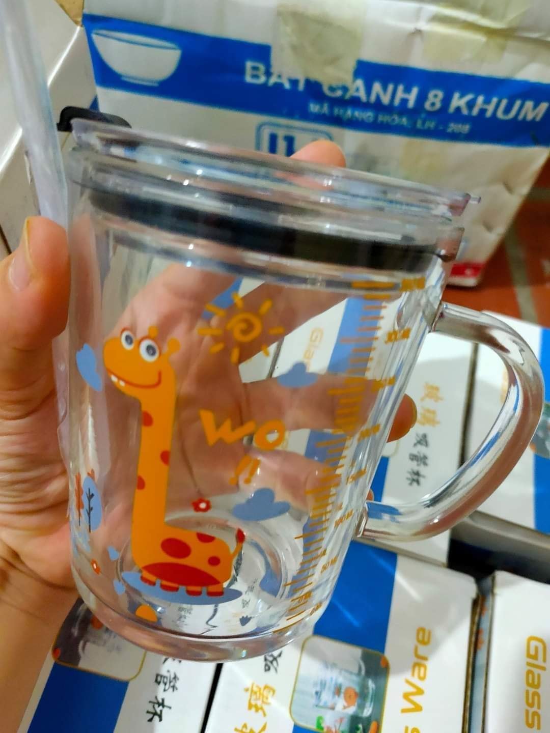 Cốc pha sữa, cốc thủy tinh chịu nhiệt chia vạch có nắp, có ống hút đa năng tiện lợi dung tích 400ml ngộ nghĩnh