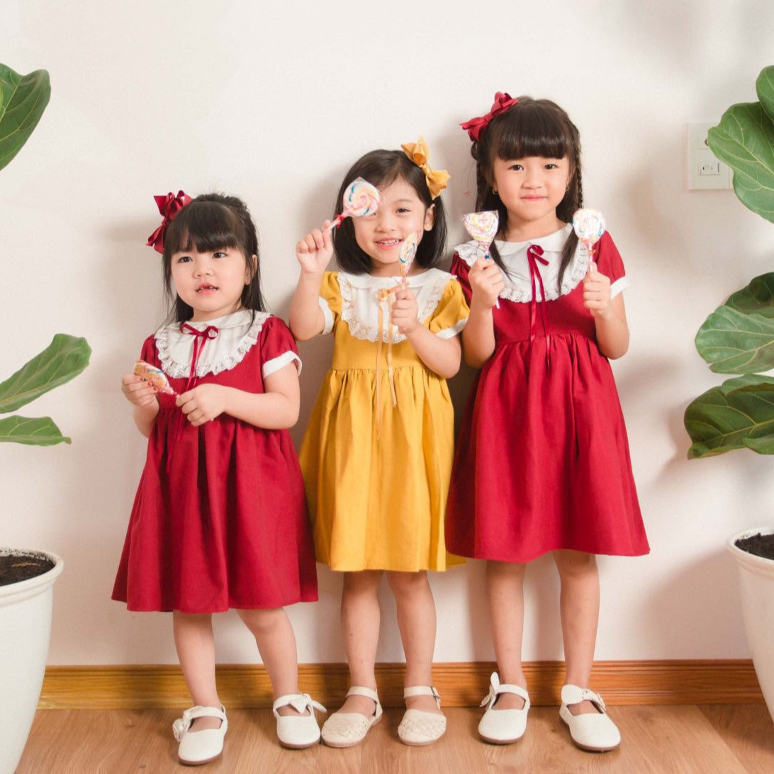 Đầm Nhung Công Chúa Phối Cổ Trắng Dành Cho Bé Từ 1 Đén 6 Tuổi