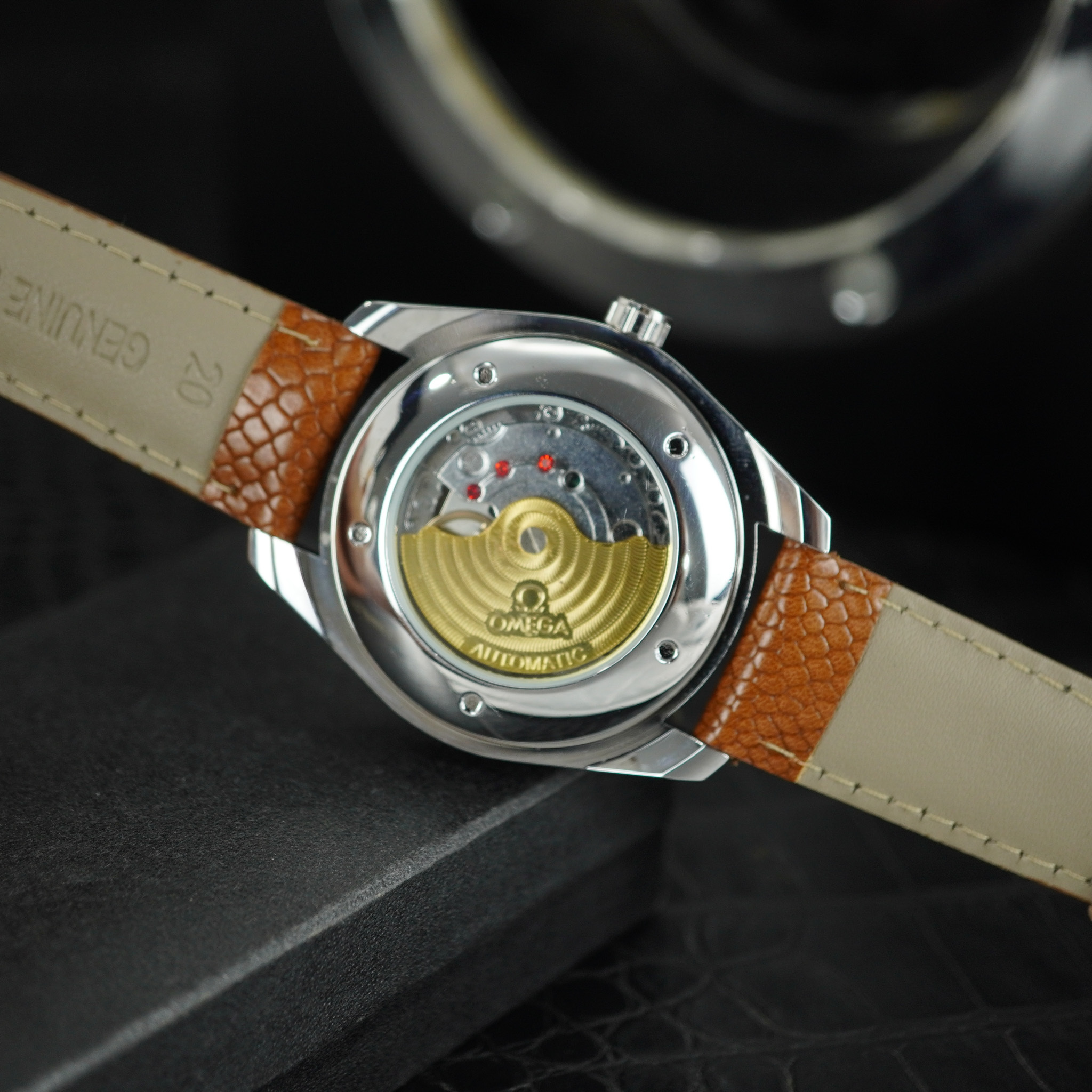 Đồng hồ đeo tay Omega B433 Máy PiN Hàng chính hãng