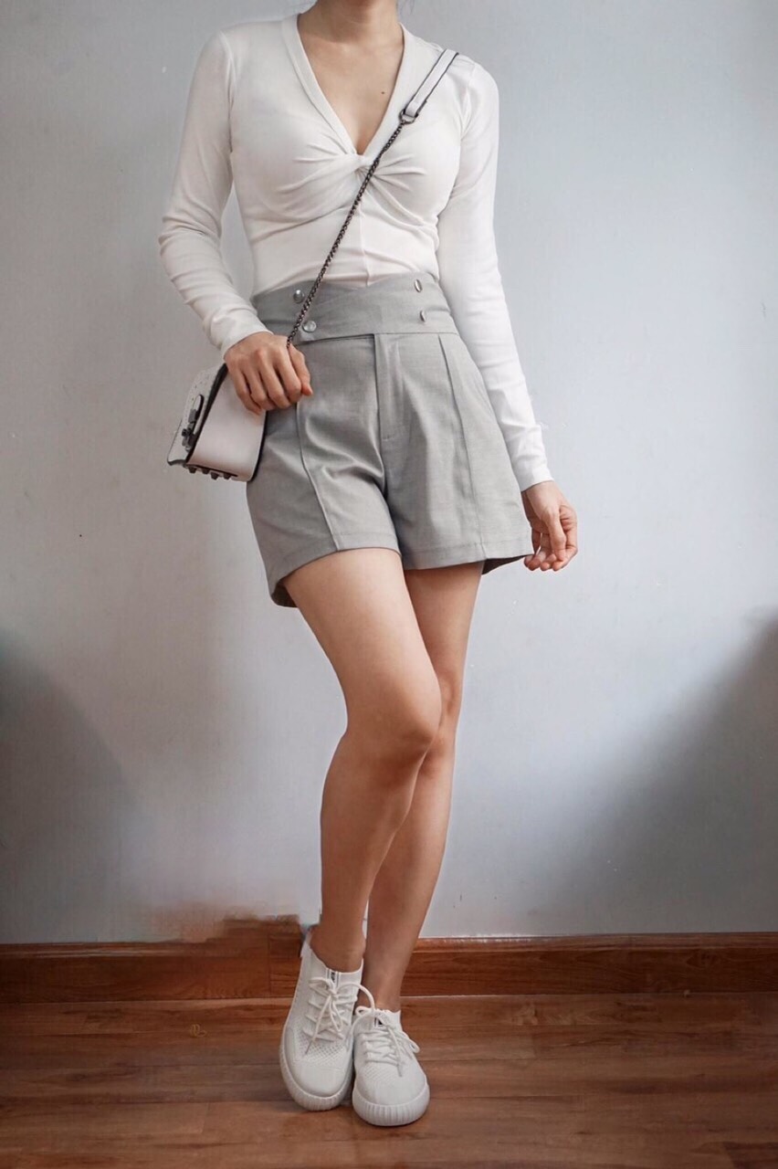F826 ÁO XOẮN NGỰC TAY DÀI CỔ TIM