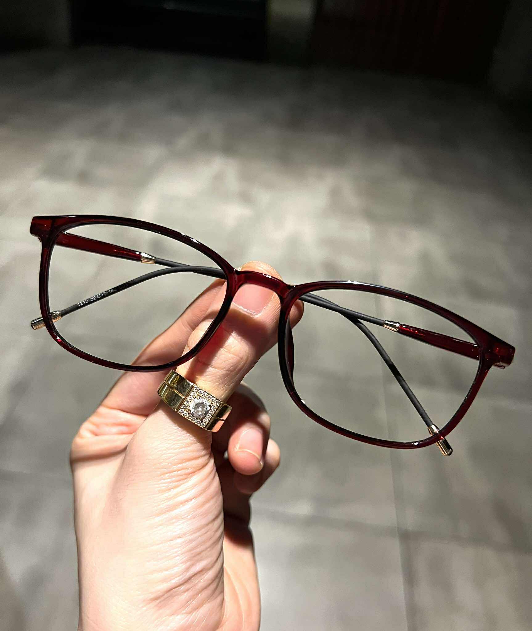 Kính thời trang nam nữ Mắt bầu nhỏ gọng nhẹ