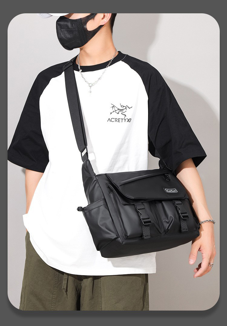 Túi đeo chéo nam phong cách mới  - BEE GEE DCN9438