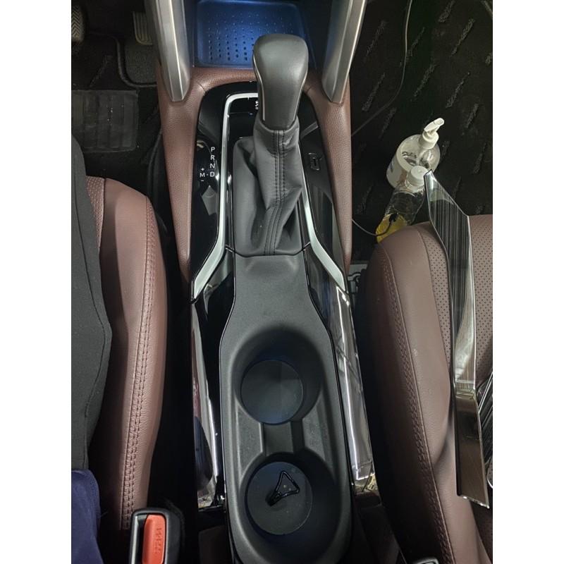 Ốp trang trí nội thấy dành cho Toyota Cross