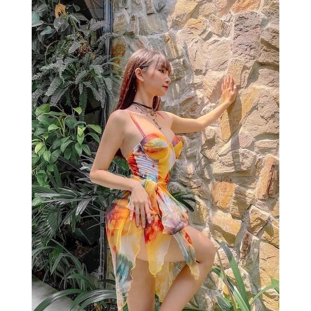 Bikini 1 mảnh cúp ngực kèm khăn quấn