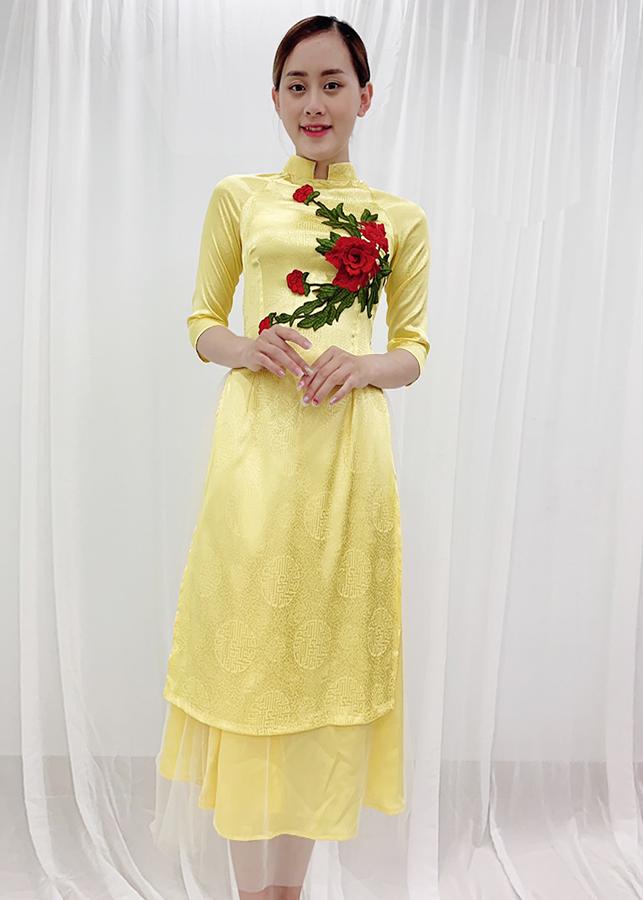 Áo dài cách tân phối hoa ngực MIXI, chất tơ óng mềm mát vạt 4 tà mặc đám  cưới hỏi lễ tết 2024 chụp hình đẹp sang trọng | Shopee Việt Nam