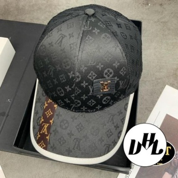 Mũ Lưỡi Trai Von LV Phối Viền Da Gắn Logo Nổi Phối Lưới Thời Trang Cao Cấp