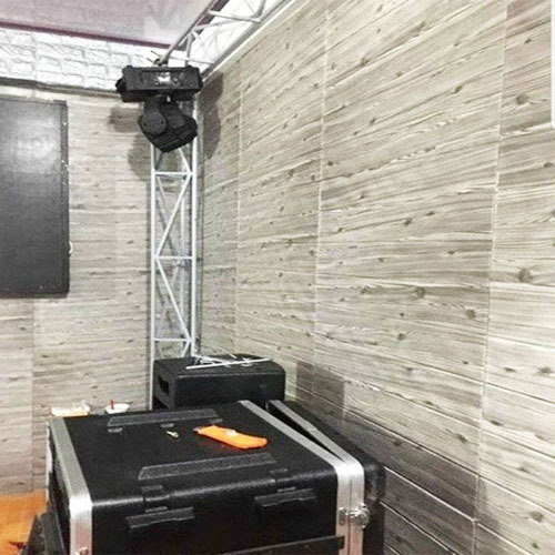 Bộ 5 Tấm Xốp Dán Tường Vân Gỗ Xám Cách Âm, Chống Va Đập, Bền Đẹp, Sang Trọng