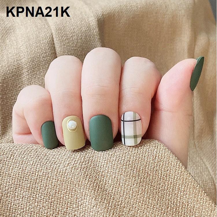 Bộ 30 Móng Tay Gel Tự Dán Press &amp; Go Kiss New York Nail Box - Olive Check (KPNA21KA)