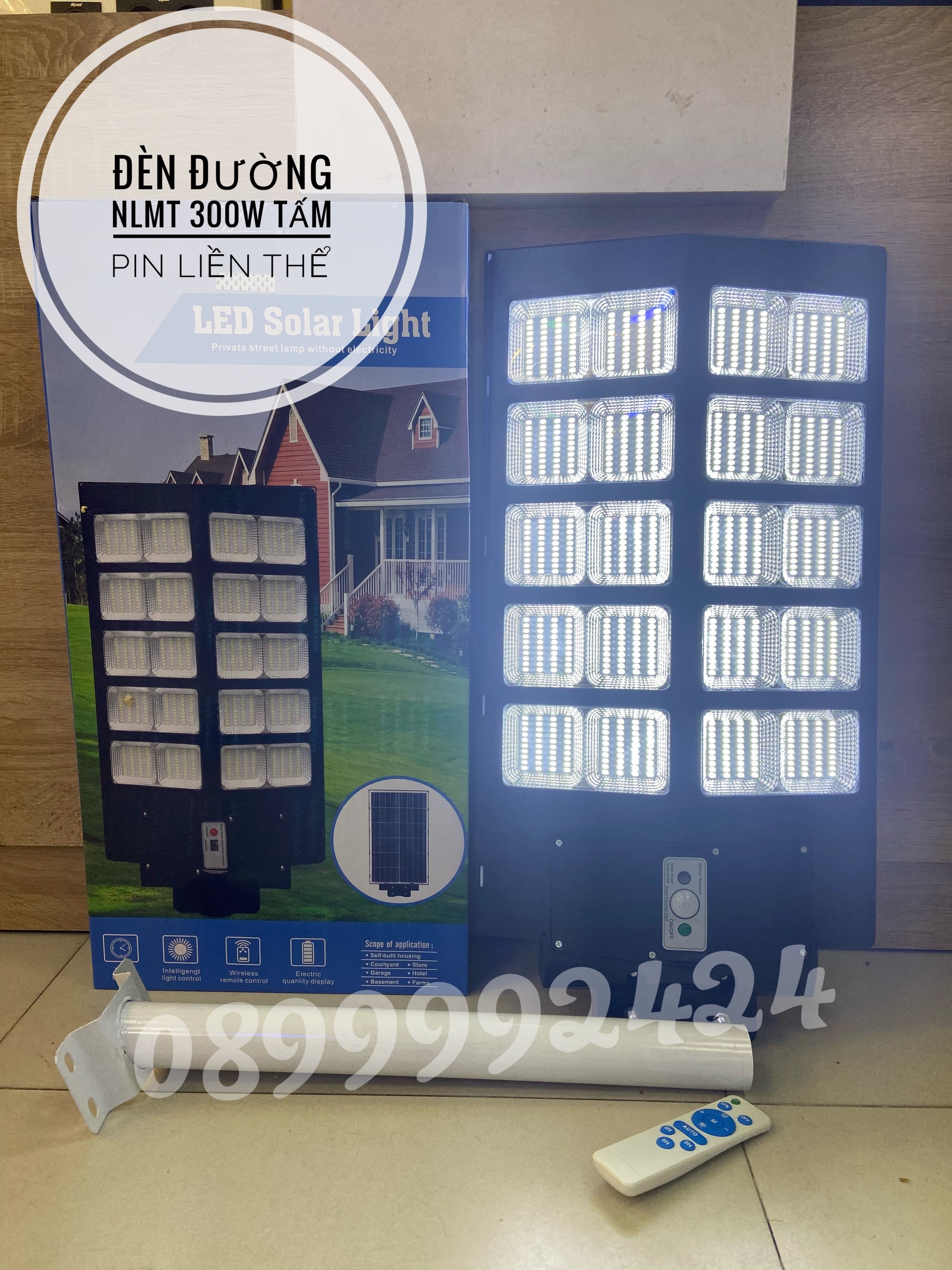 ĐÈN PHA LED ĐÈN ĐƯỜNG NĂNG LƯỢNG MẶT TRỜI LOẠI 1 NLMT SIÊU SÁNG 300W TẤM PIN SOLAR LIỀN THỂ