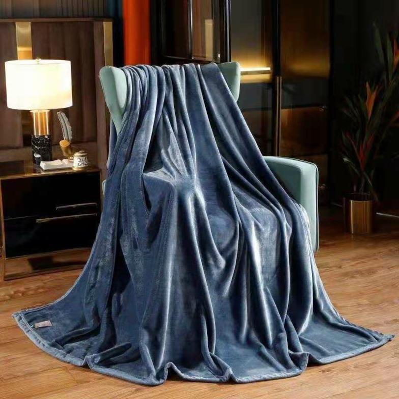 Chăn lông tuyết Blanket một màu lông thỏ nhung mịn ấm áp