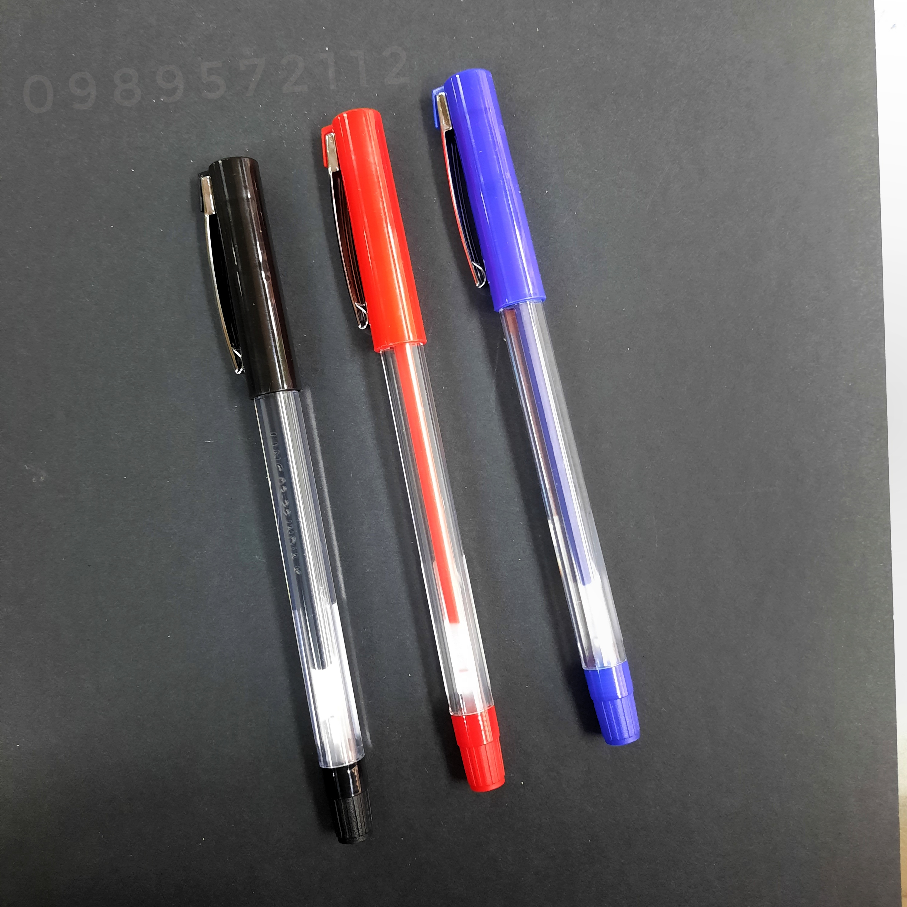 Bút bi nước ấn độ ngòi 0.5mm .