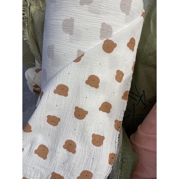 vải xô muslin mặt gấu chấm bi vải 2 lớp dày dặn thấm hút tốt