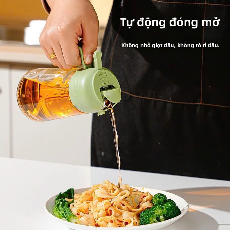 Bình Đựng Dầu Với Nắp Mở Tự Động Bình xịt dầu ăn 600ml siêu tiện ích 2in1 (có thể rót và xịt). hàng chính hãng - Giao Màu Ngẫu Nhiên - HŨ LỌ ĐỰNG GIA VỊ
