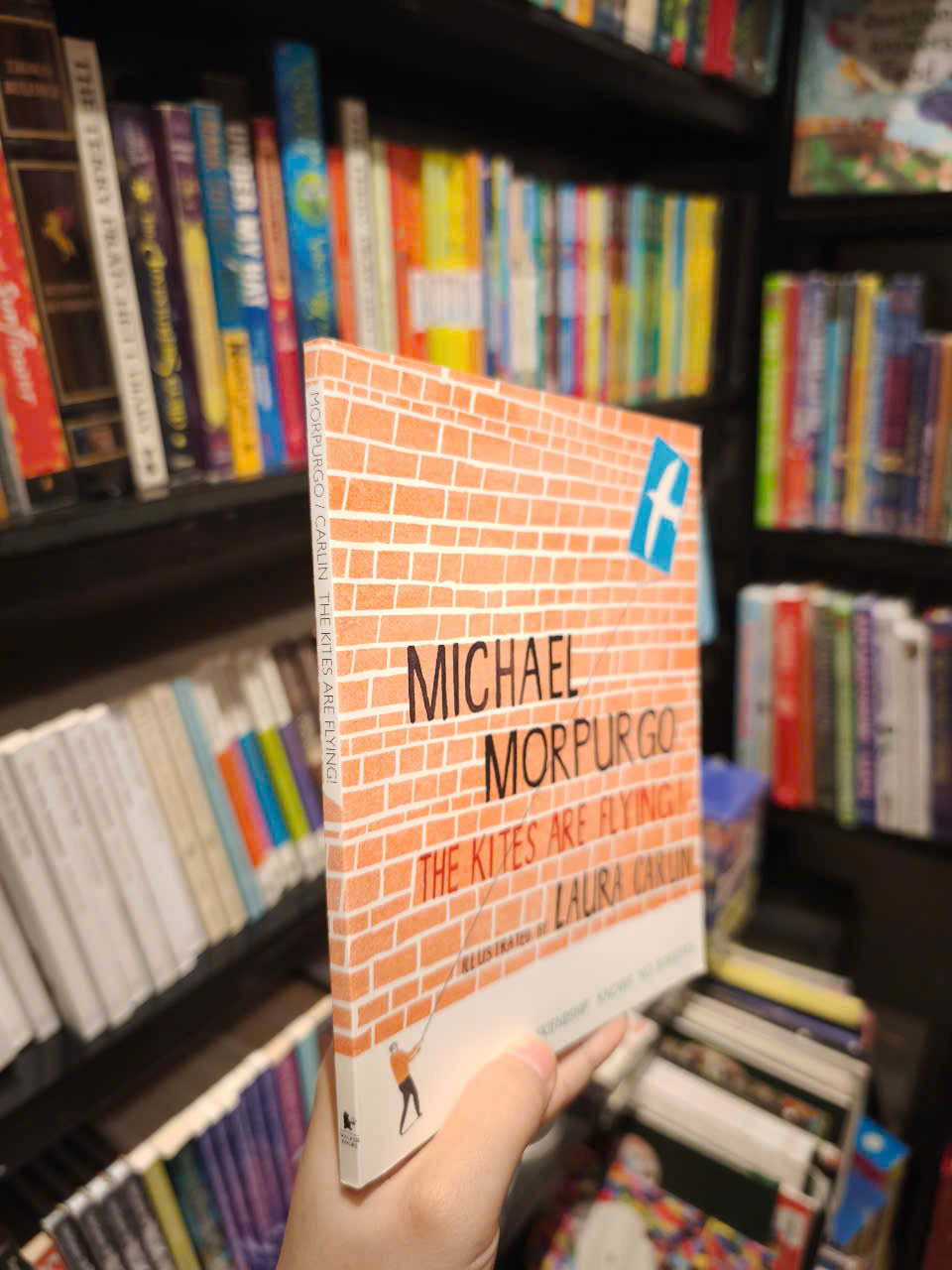 Sách - The Kites Are Flying! by Michael Morpurgo - Children's Book In English