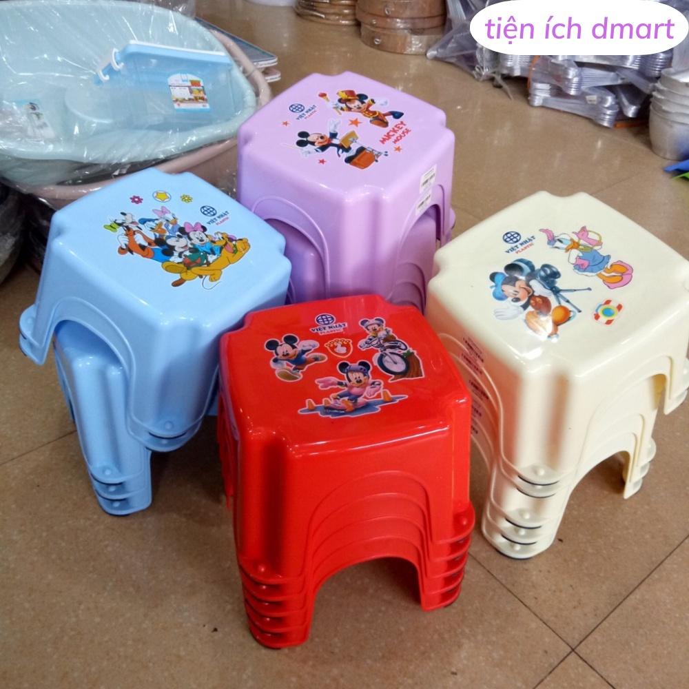 Ghế nhựa , ghế đẩu xổm thấp in hình ngộ nghĩnh