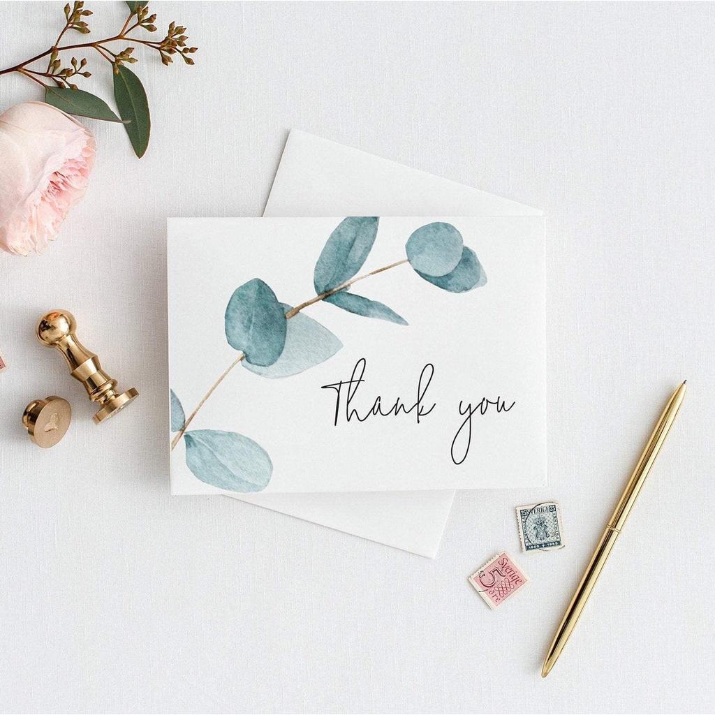 Thiệp vẽ tay Classy bằng màu nước trên nền giấy art, kích thước 8.5 * 6.5 cm đi kèm với phong bì CLASSY STUDIO
