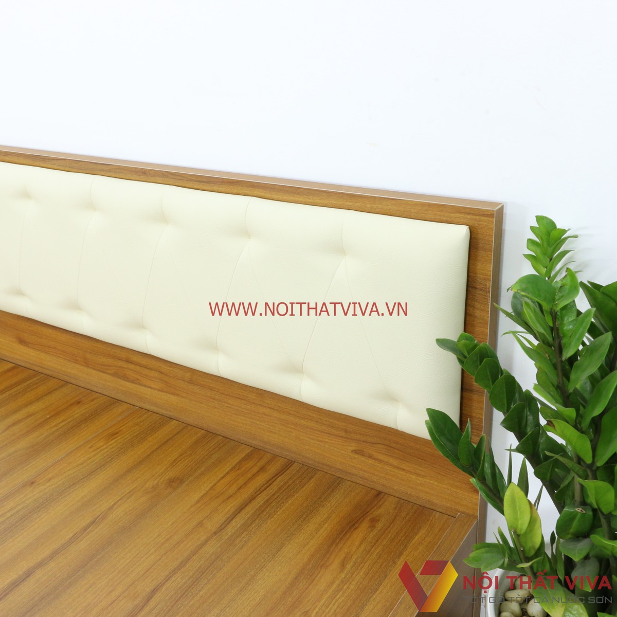 Giường Ngủ Gỗ MDF Melamine Màu Vàng Vân Gỗ Có Đầu Nệm Kem Đẹp Hiện Đại