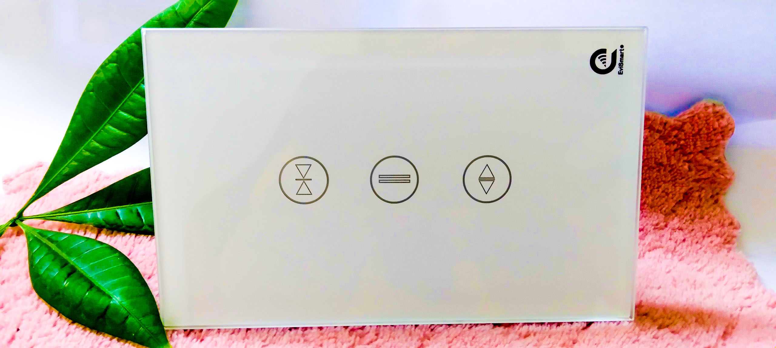 Công tắc cảm ứng thông minh Evismart điều khiển đóng mở rèm cửa từ xa sử dụng sóng wifi dùng qua app smartphone