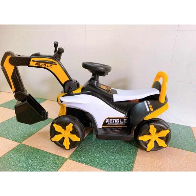 SALE Xe Cẩu Điện chạy bằng Ắc Quy LOẠI 1