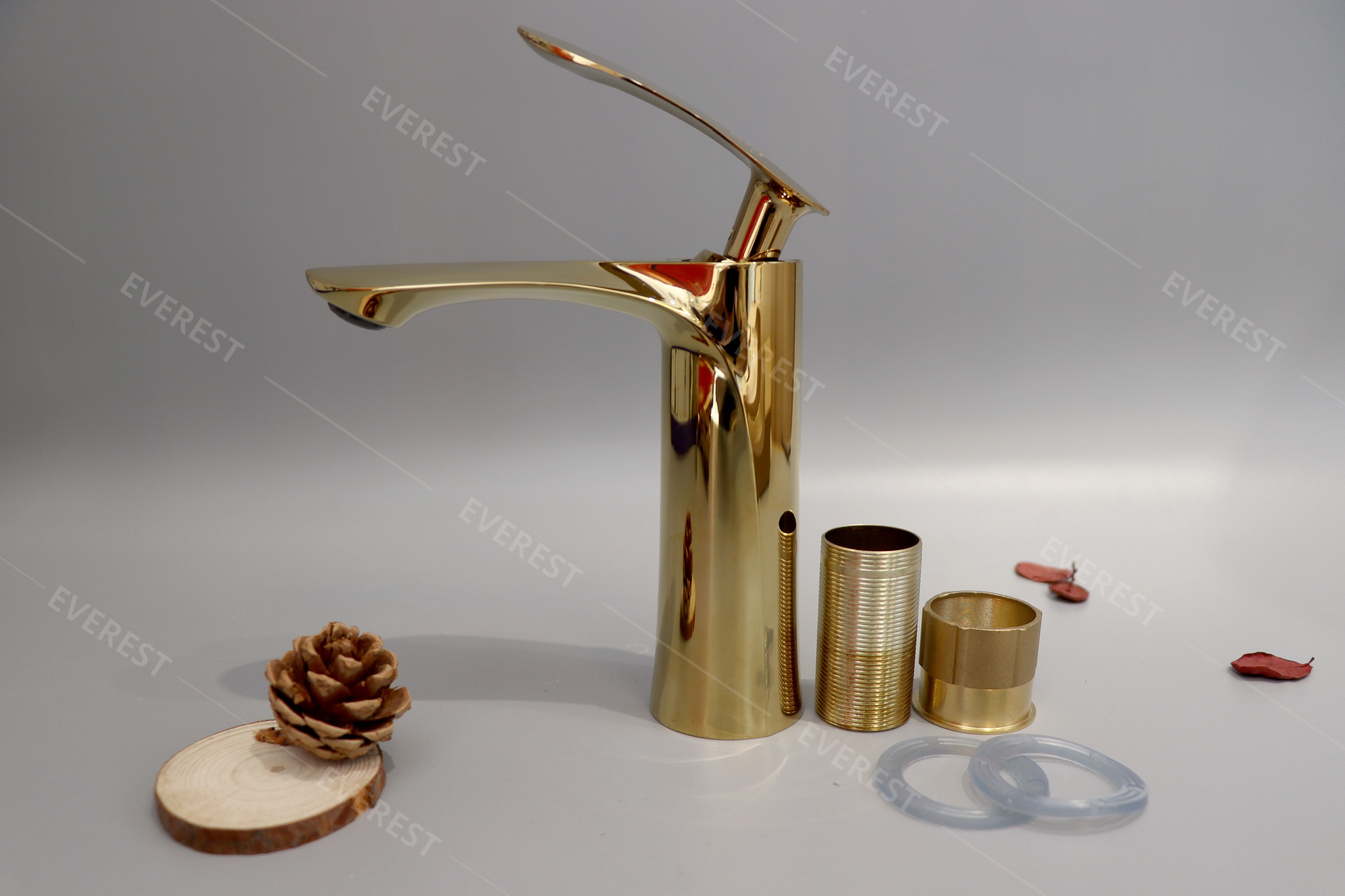 Vòi lavabo mạ vàng EV-MV30