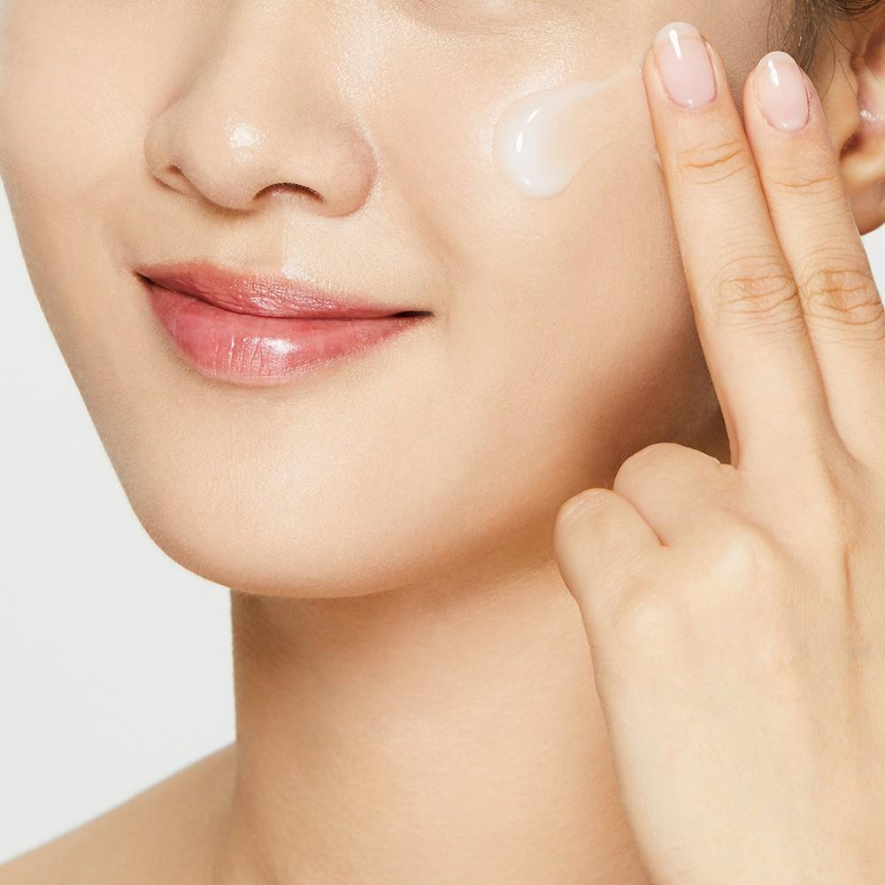 Kem Dưỡng Ẩm Tái Tạo và Phục Hồi Da COSRX Advanced Snail 92 All in one Cream 100g