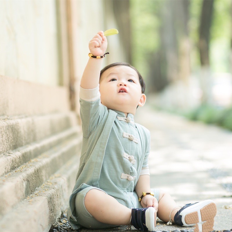 (Video- Hàng đẹp) Áo dài cách tân Hán phục bé trai bé gái body công tử bodysuit cho bé mặc tết